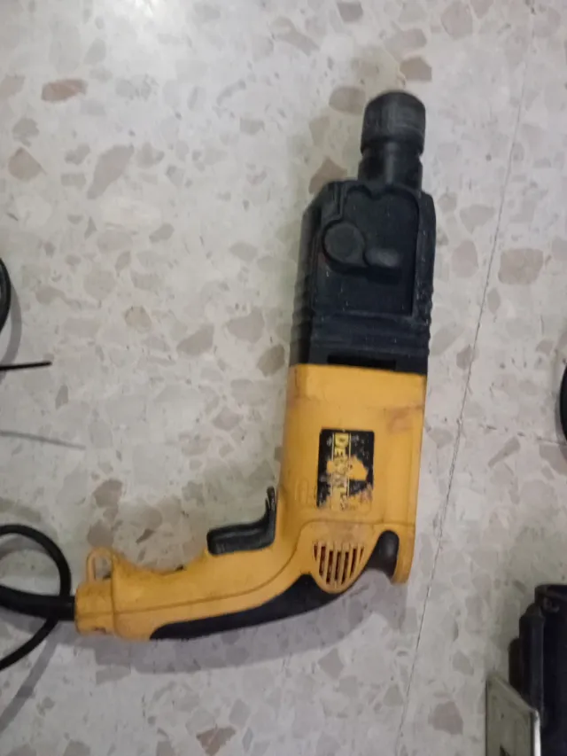 Martillo Percutor Dewalt