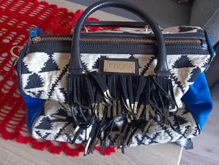 Bolso Desigual Negro y Blanco