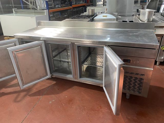 Mesa Fría Acero Inoxidable 2 Metros