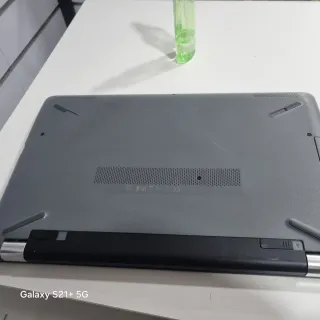 HP 15", i3 6th gen, 8gb ram, 500hd