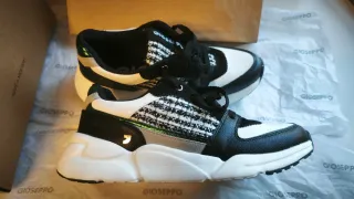 Zapatillas Gioseppo RAASDOR negras y blancas Mujer