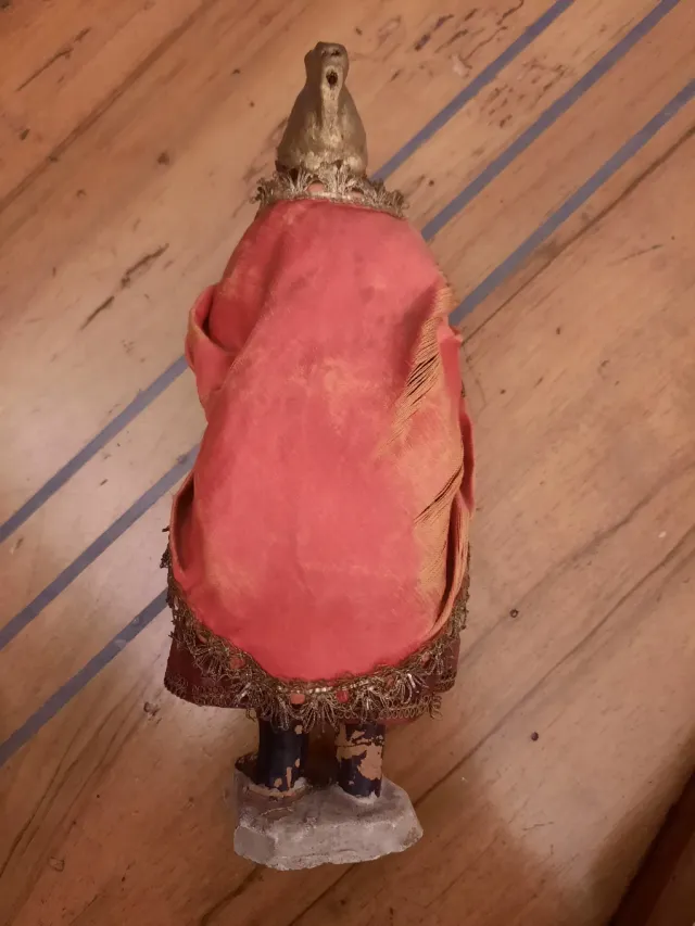 Figura antigua guerrero