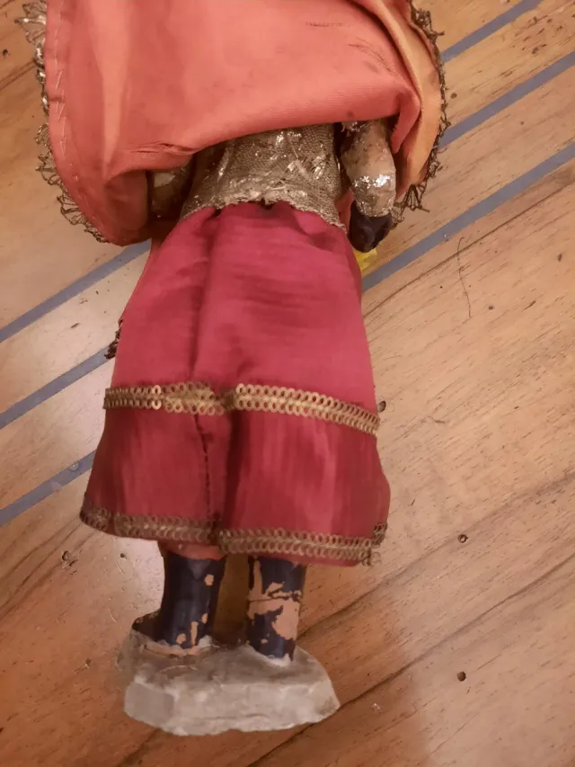 Figura antigua guerrero