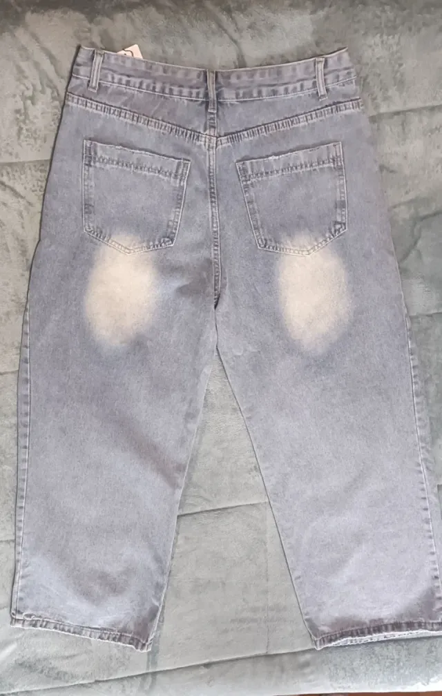 Pantalones vaqueros anchos grises