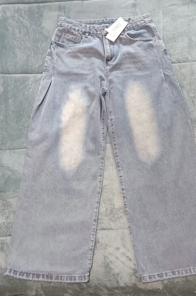 Pantalones vaqueros anchos grises