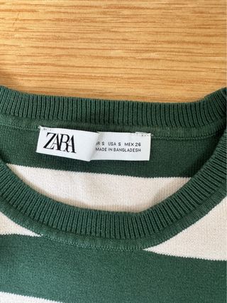 Camiseta Zara Rayas Verde y Blanca