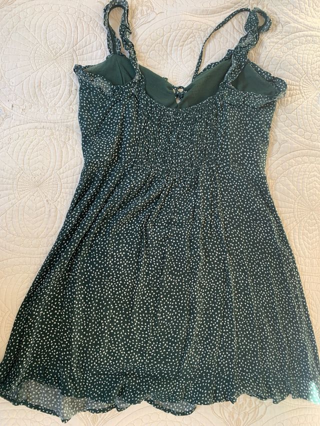 Vestido mini verde con estampado blanco