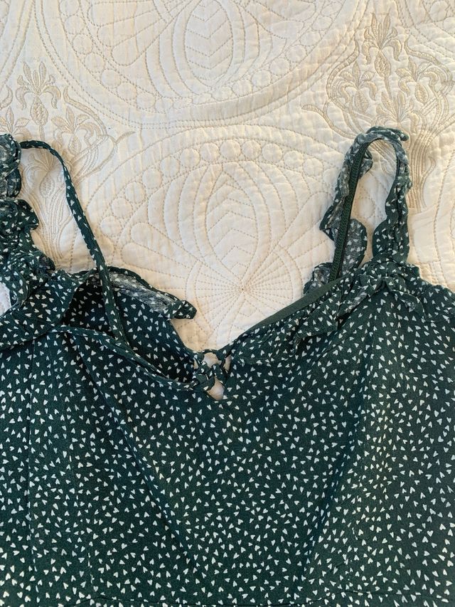 Vestido mini verde con estampado blanco