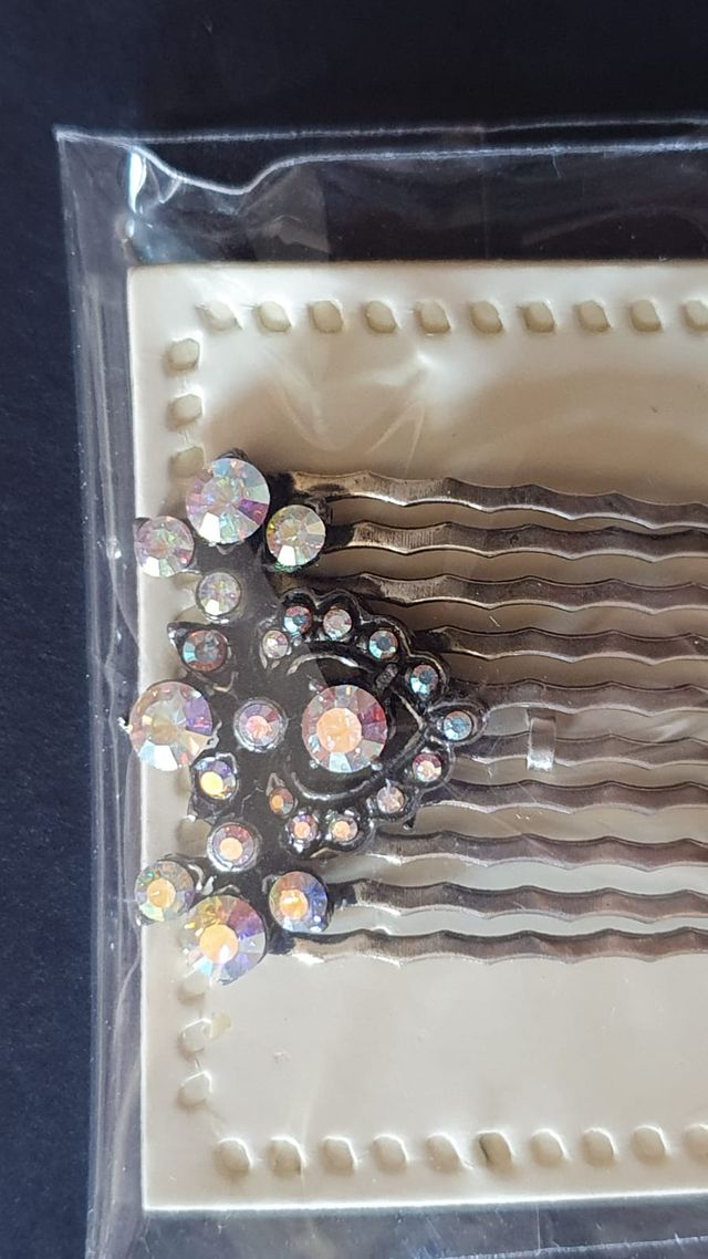 Peineta con cristales 3x4 cm