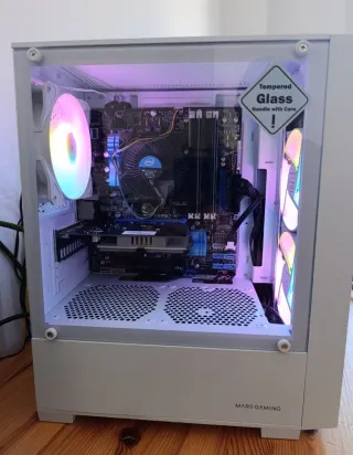 Torre pc❗❗❗i7, 8gb RAM, SSD 500gb, gráfica 4gb