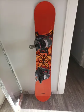 Tabla Snowboard Nitro 1.52 + Fijacione FLOW S