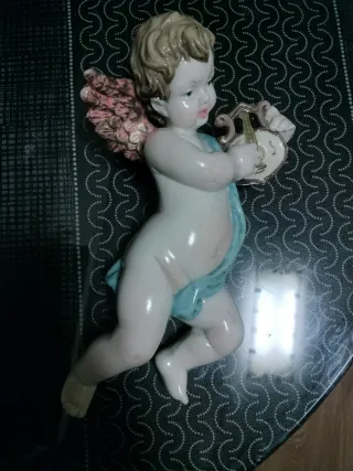 Querubines de porcelana, ángeles decorativos