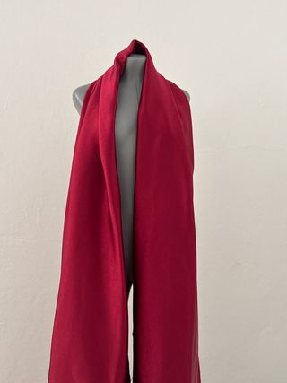 Sciarpa rossa fatta a mano