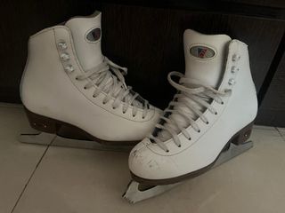 Patines de Hielo Blancos