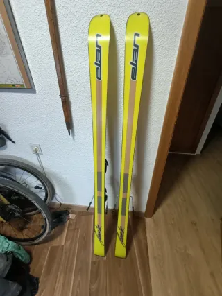 Esquís de travesía