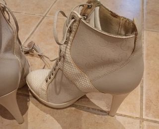 Botines Guess Beige/Blanco