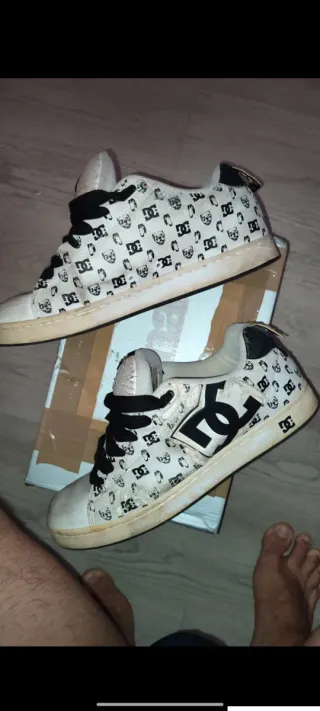 Zapatillas DC Shoes Blancas y Negras