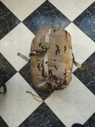 Saco de dormir camuflaje árido