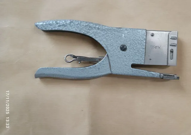 Set 3 Punzonatrici Vintage