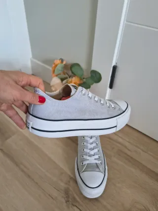 Converse con plataforma talla 40 color gris