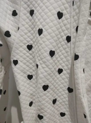 Bata Énfasis Talla Única Corazones Negros