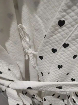 Bata Énfasis Talla Única Corazones Negros