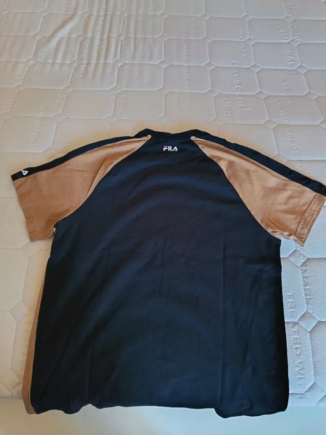 T-shirt Fila sportiva stampa frontale