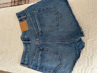 Vaqueros cortos Stradivarius