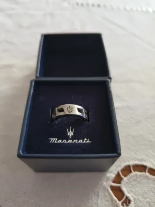 Anillo Maserati Plata