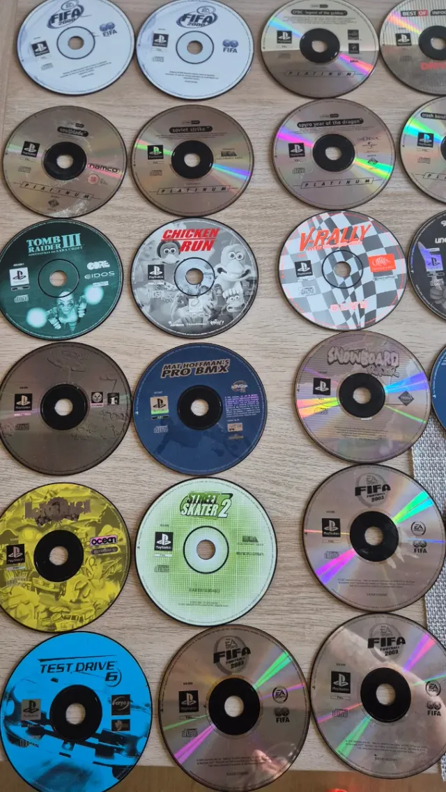 Lote 54 juegos PS1 CD