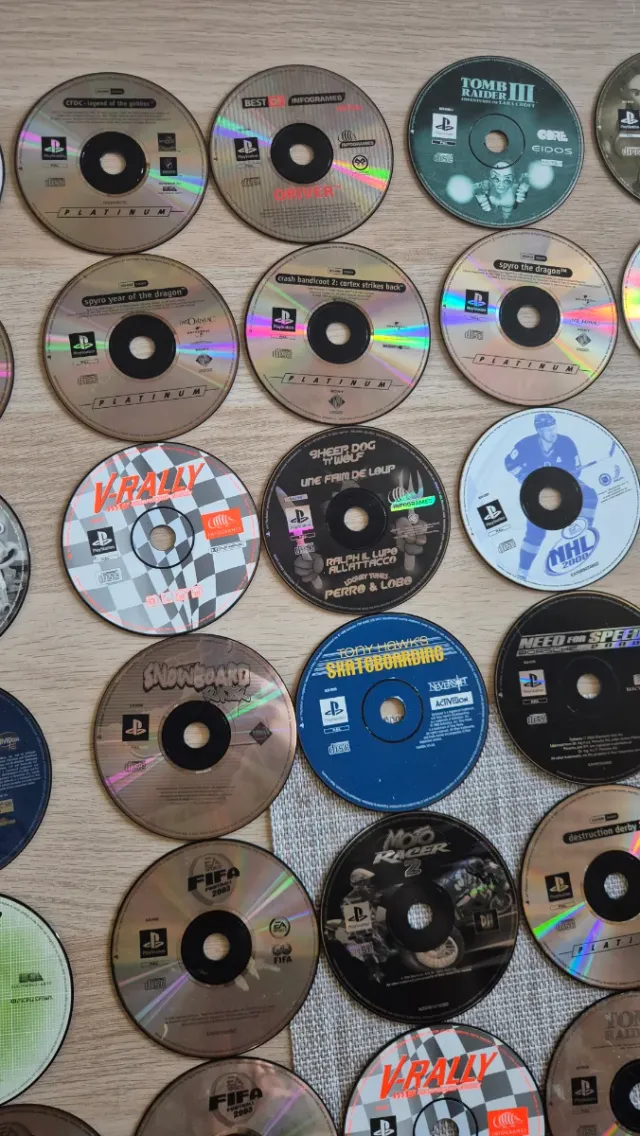 Lote 54 juegos PS1 CD