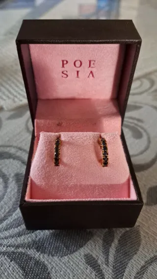 Aretes de Oro Rosa con Diamantes Negros