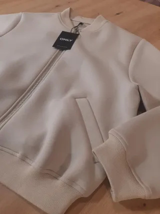 Chaqueta Bomber Only Neopreno Beige Talla S