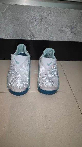 Nike Go Flyease Talla 39