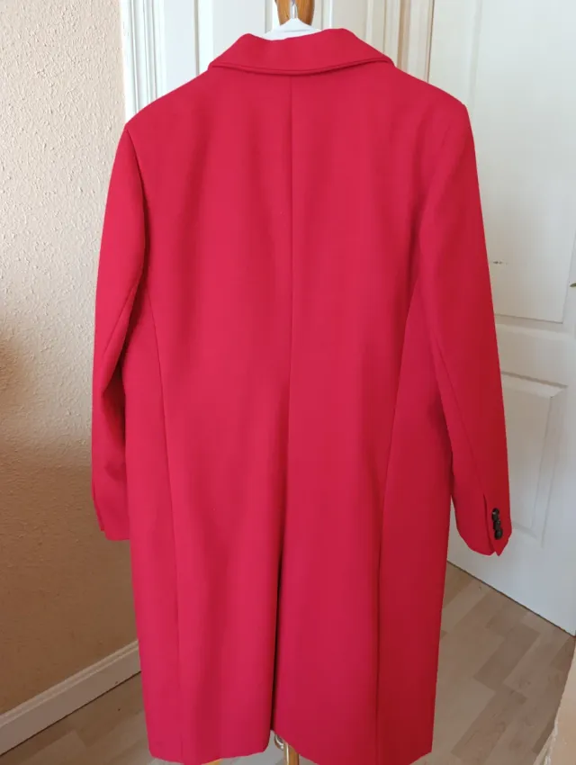 Abrigo Rojo Formula Joven Mujer