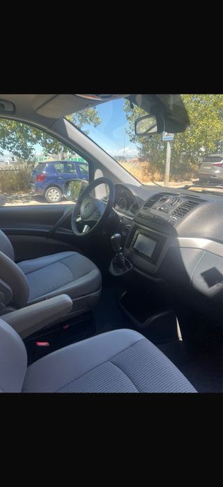 Mercedes-Benz Viano 2011