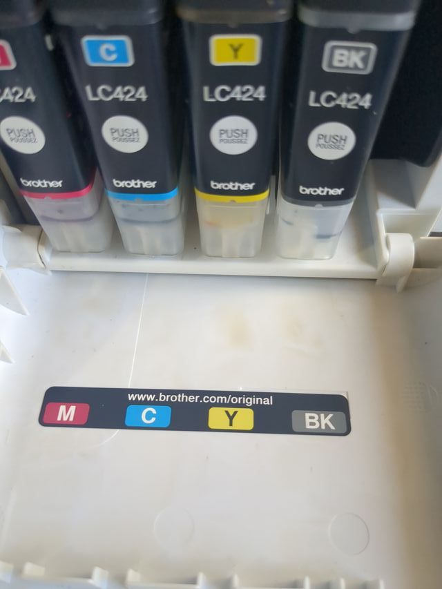 Impresora Brother DCPJ1200W Multifunción Tinta