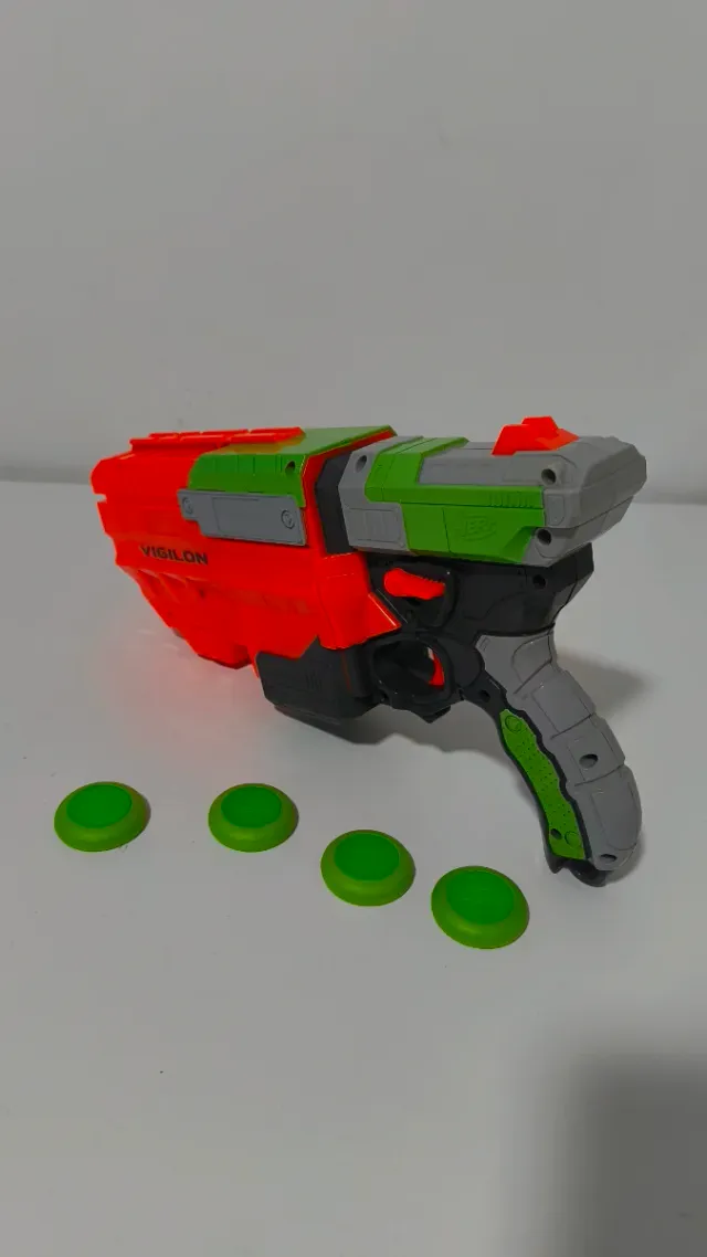 Pistola Nerf Vigilón Naranja y Verde