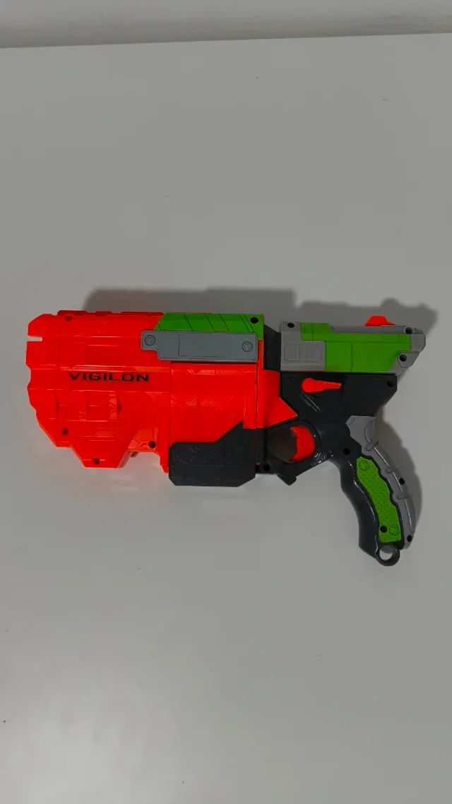Pistola Nerf Vigilón Naranja y Verde