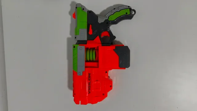 Pistola Nerf Vigilón Naranja y Verde