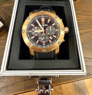 Reloj TW Steel Hombre Dorado Negro