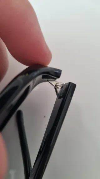 Occhiali da sole Miu Miu SMU04A neri