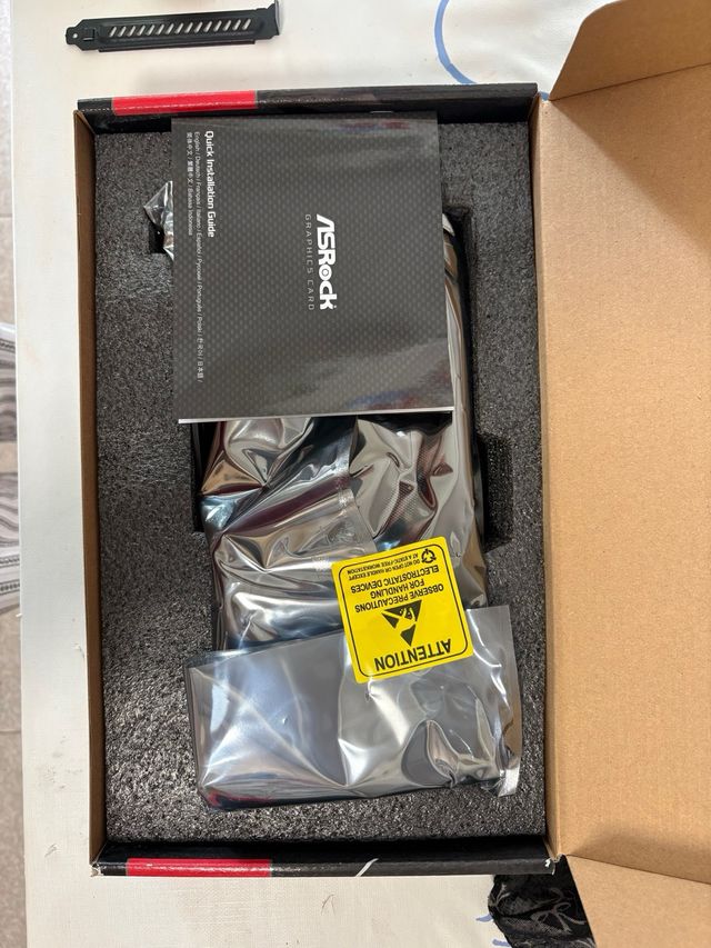 Tarjeta Gráfica ASRock Radeon RX 6600