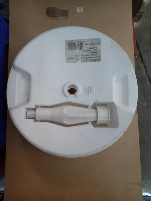 Base per ombrellone in plastica