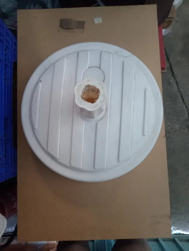 Base per ombrellone in plastica