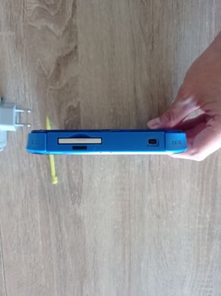 NINTENDO 2DS KYOGRE AZUL TRANSPARENTE FUNCIONANDO