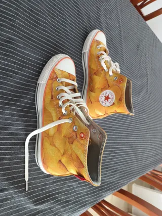 Converse Chuck Taylor x Calbee Edición Limitada.