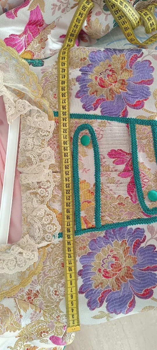 Traje de Fallera Blanco nacar destellos rosa