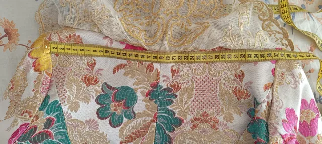 Traje de Fallera Blanco nacar destellos rosa