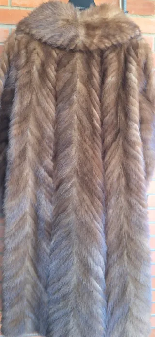 Abrigo de piel T42 marrón